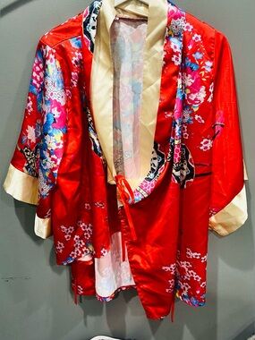 Red Floral Satin Kimono Top with Gold Trim front tie size S